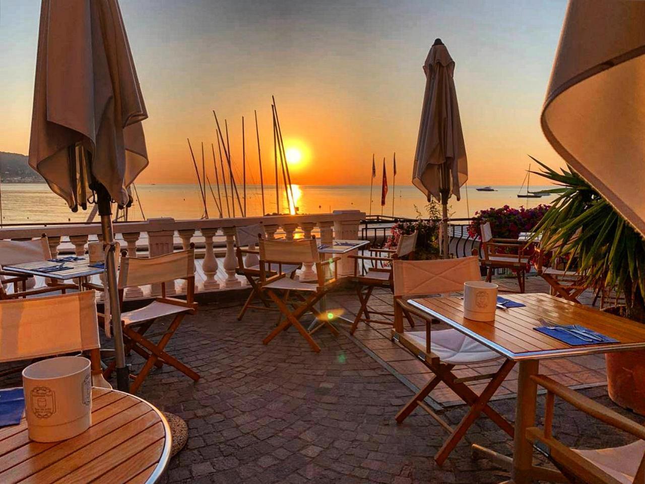 Hotel Golfo E Palme Diano Marina Exterior foto
