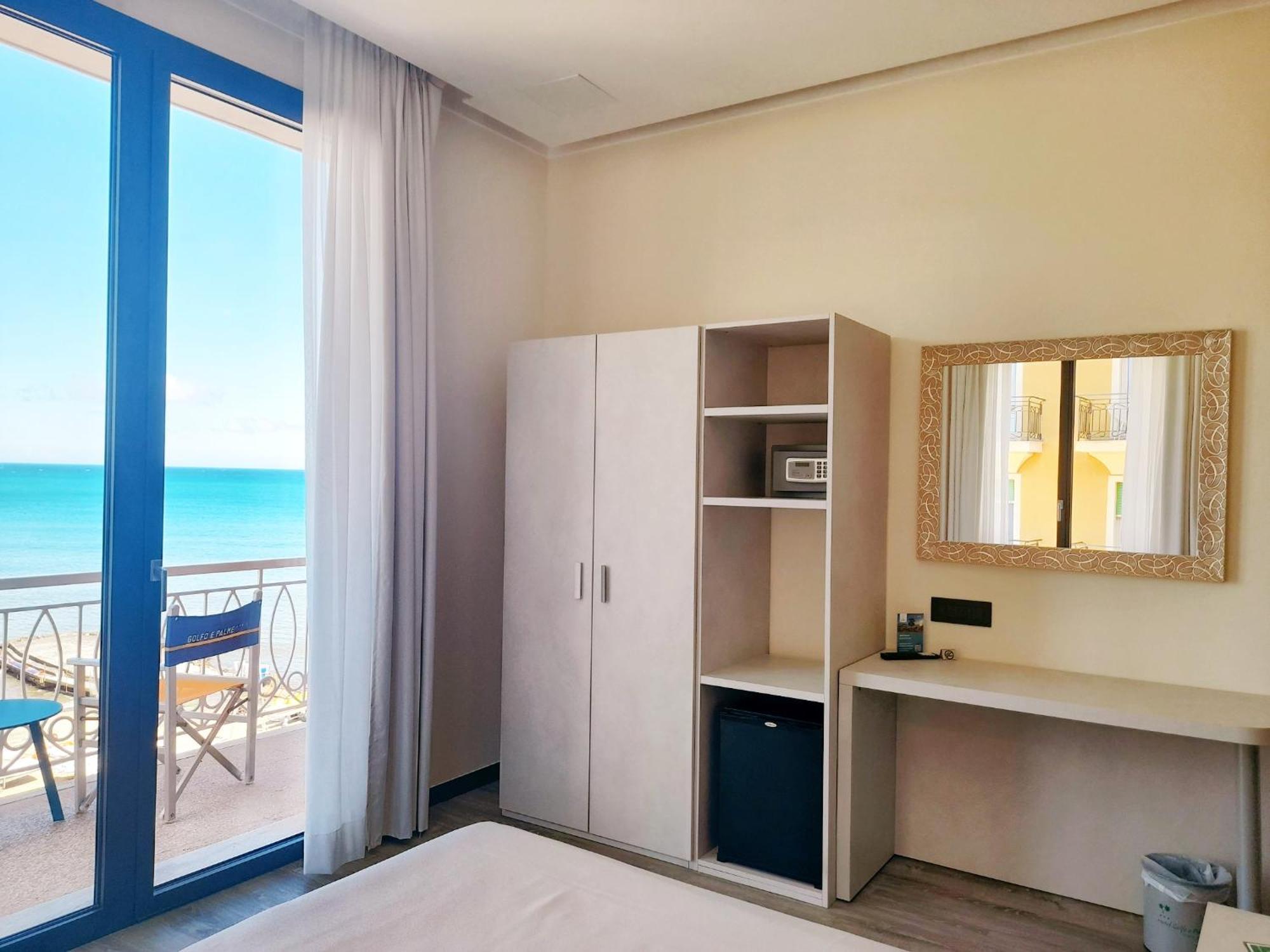 Hotel Golfo E Palme Diano Marina Zimmer foto